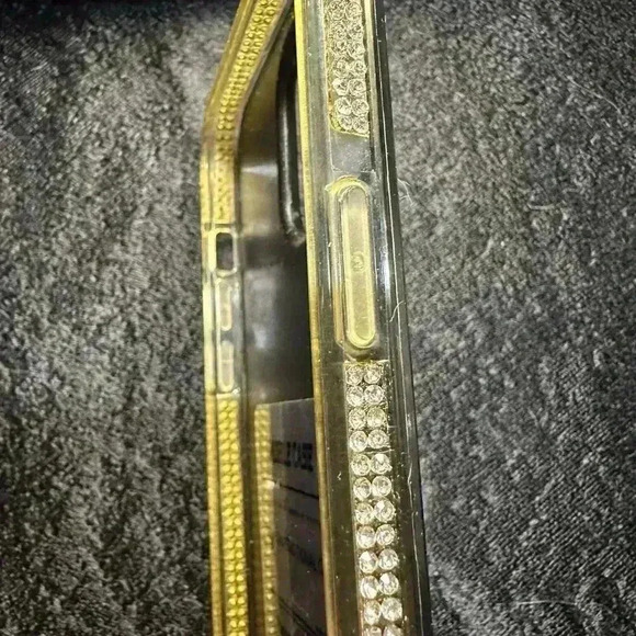 iPhone 13Pro Max Cases - Picture 12 of 13